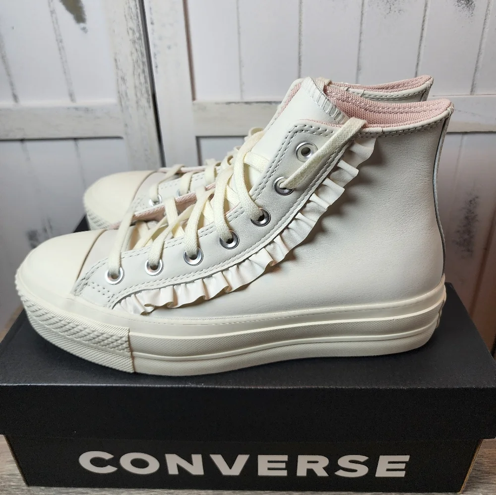 Converse Chuck Taylor All Star Lift Platform Leather Sneakers - Picture 8 of 12